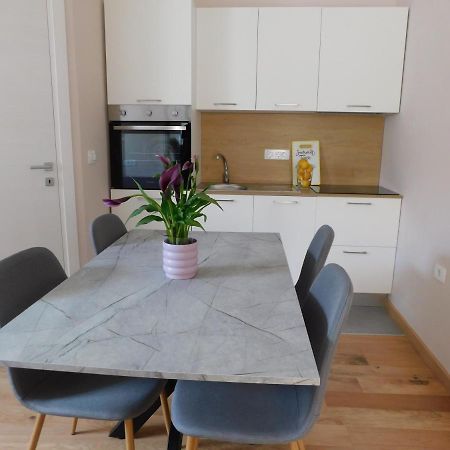 Hisa Limoni Appartement Koper Buitenkant foto