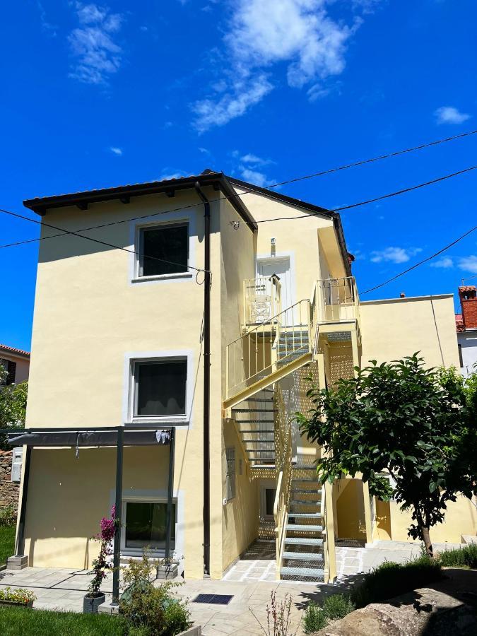 Hisa Limoni Appartement Koper Buitenkant foto